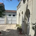 Joli Pres De La Fouras